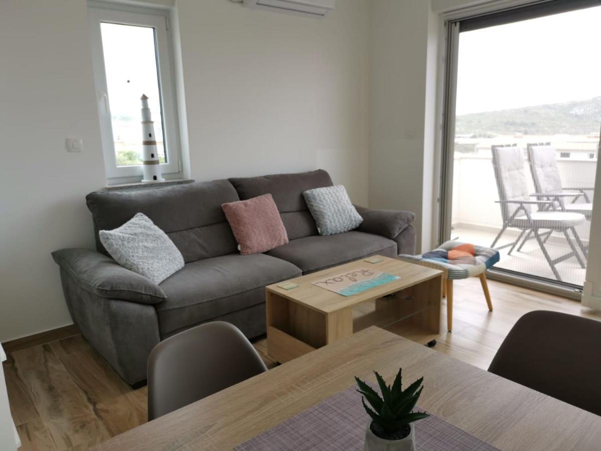Ristovic Apartment Primosten Exterior photo